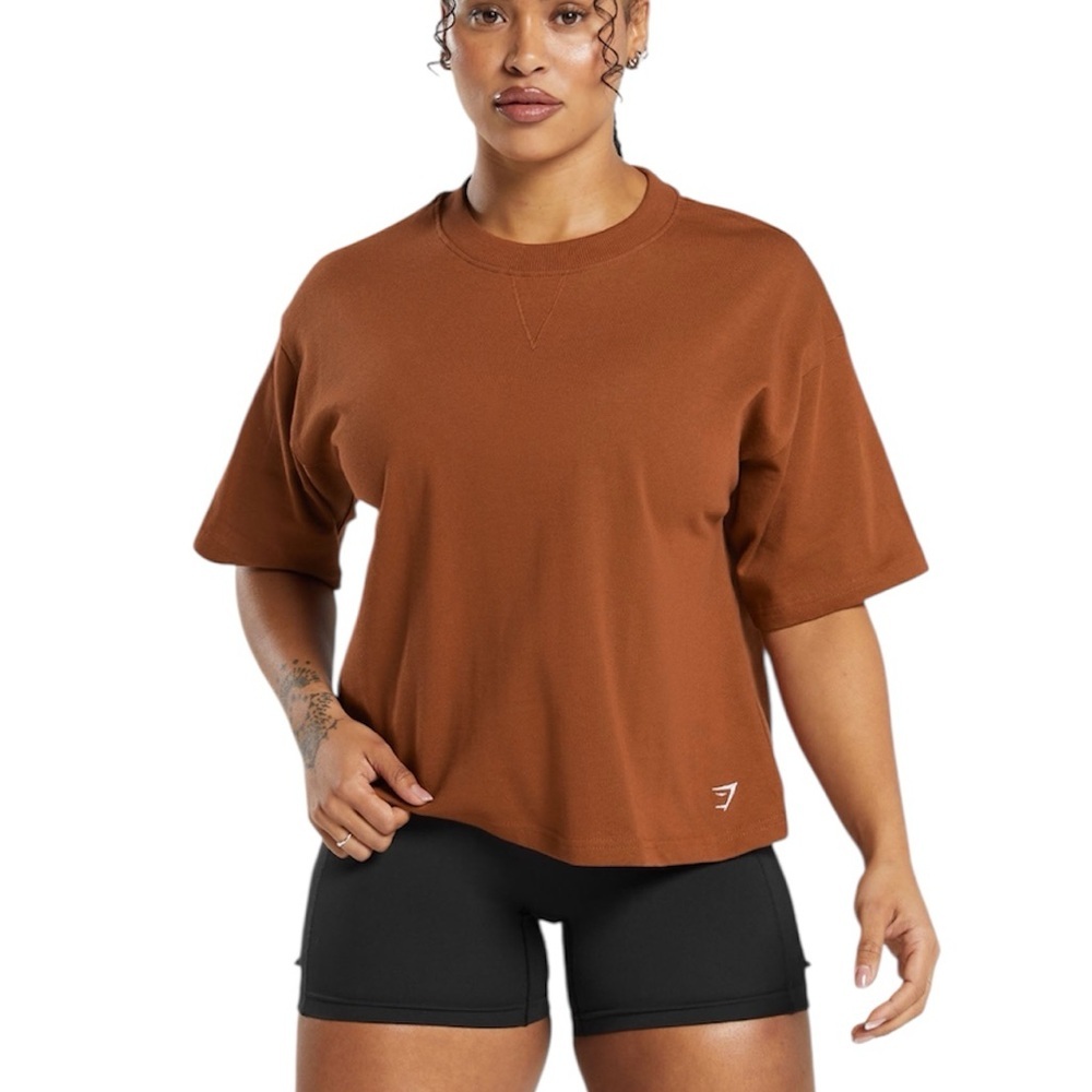 Gymshark Women's Short Sleeve Crew Tee in Rust Brown